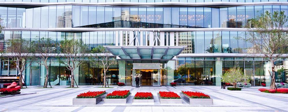 Millennium Hotel Taichung Exterior photo The entrance of the hotel