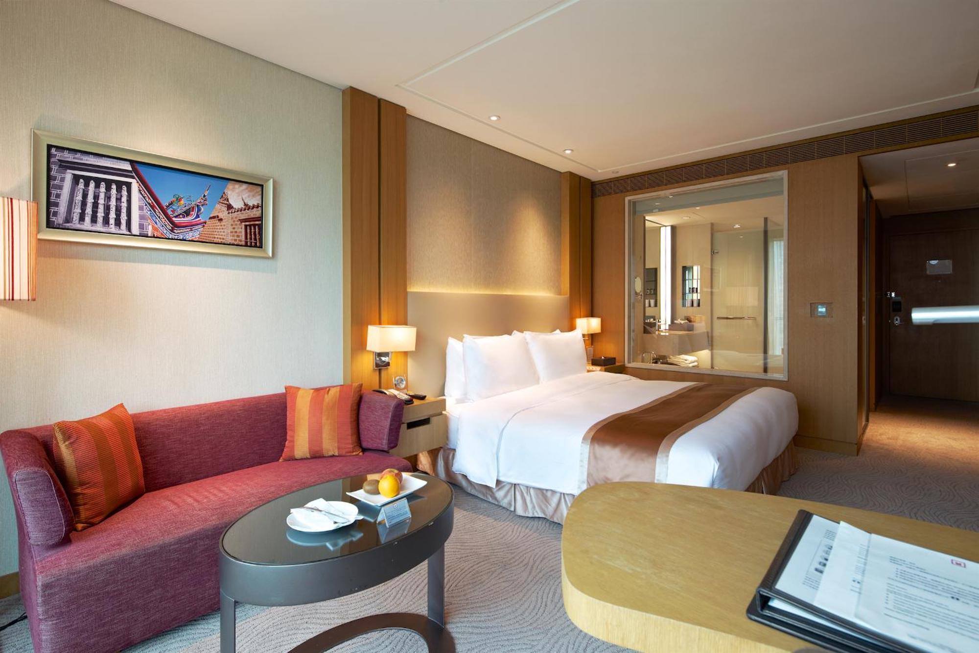Millennium Hotel Taichung Exterior photo Deluxe Room