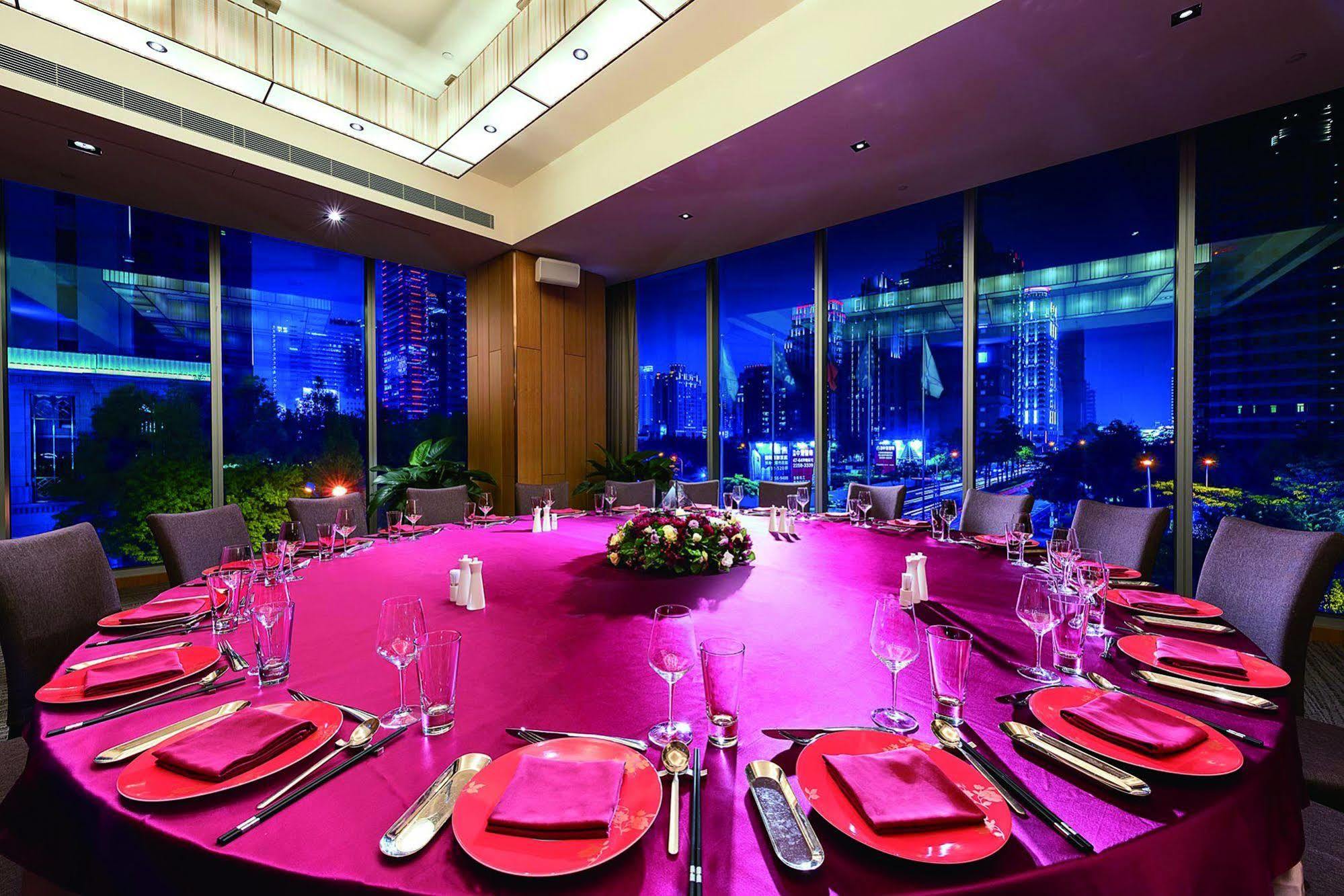Millennium Hotel Taichung Exterior photo The Club at Marina Bay Sands